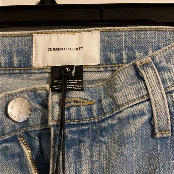 Jeans - Picture 3 of 4